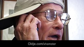 電影中的性愛與陌生人穿透的作弊妓女